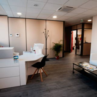 Bureau privé 12 m² 3 postes Location bureau Rue Marcel Mérieux Lyon 69007 - photo 1